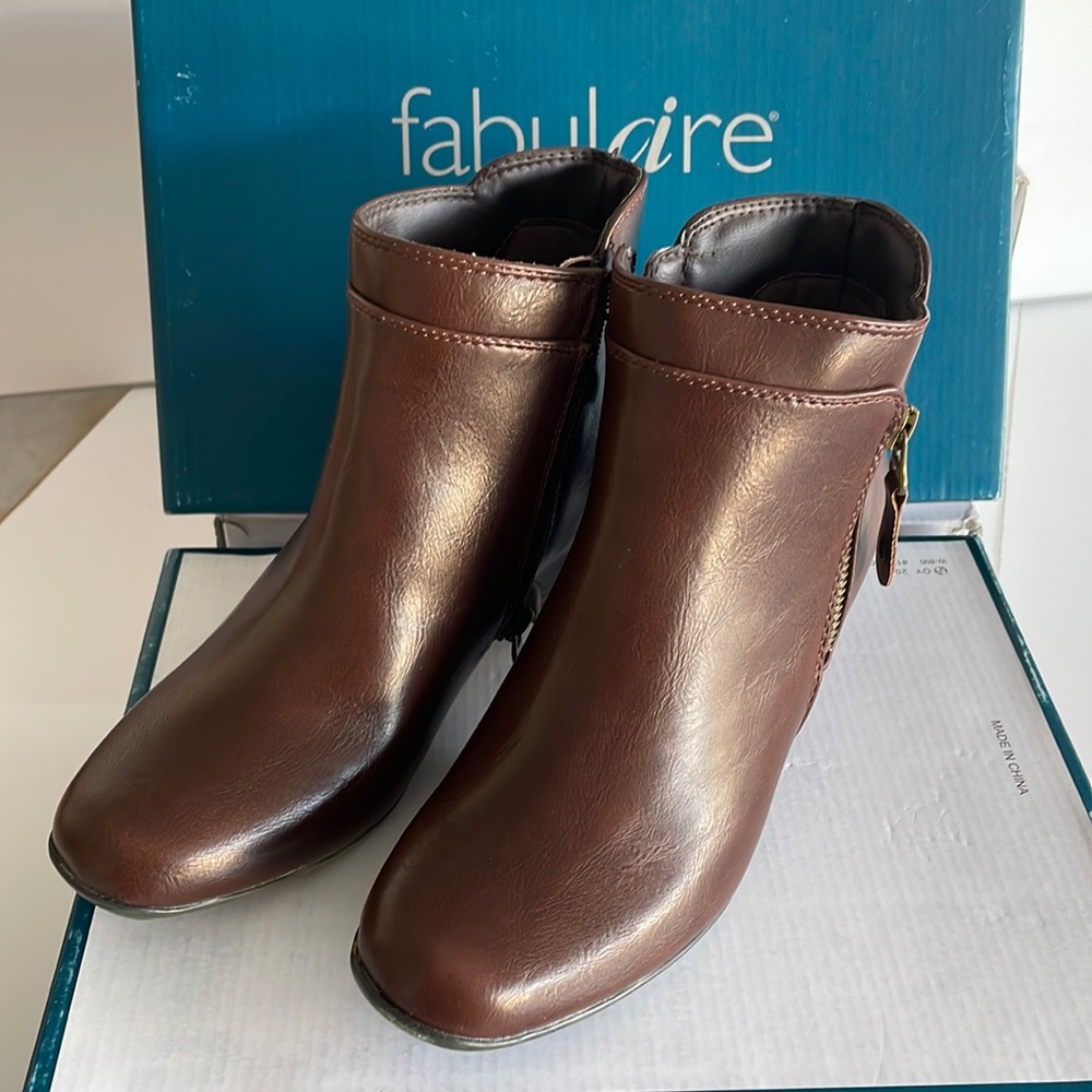 Fabulaire Booties
